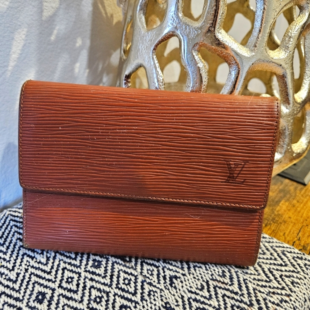 LV Brownish Orange, Epi Leather Wallet